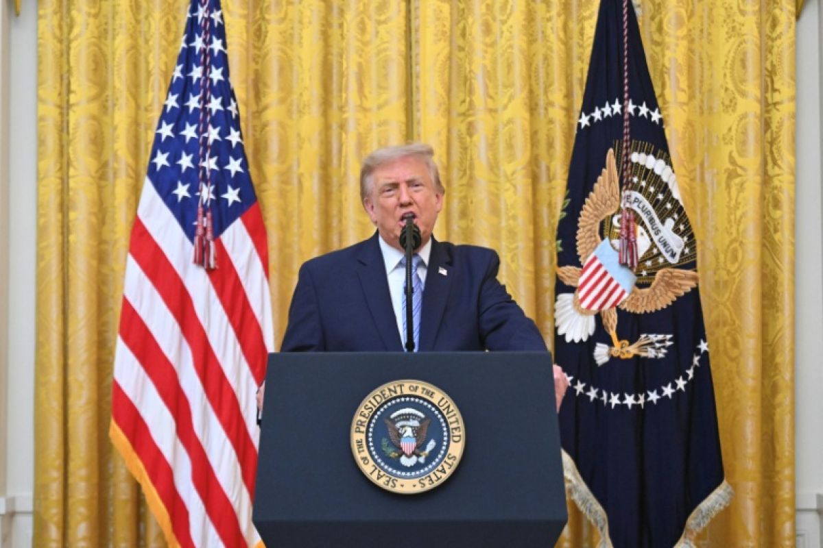 Trump relance ses accusations sans preuve contre la Chine et le système électoral américain