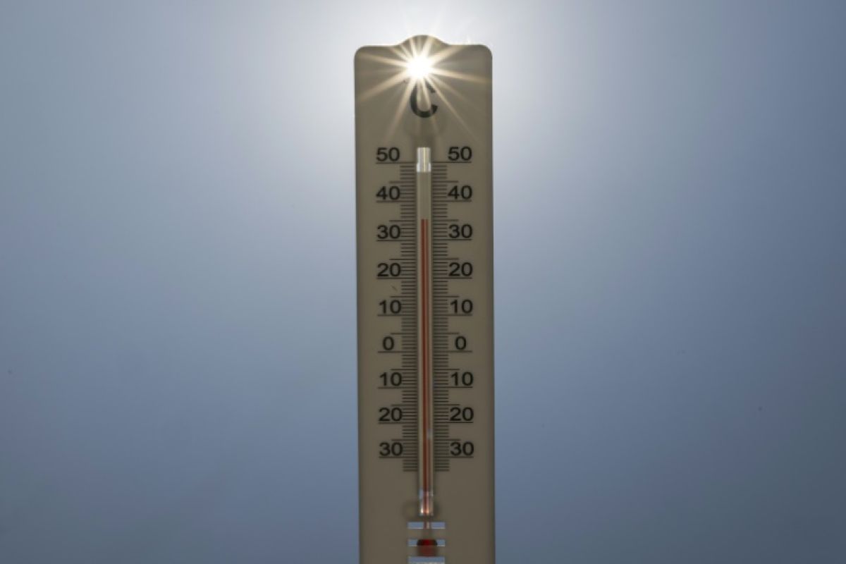 Vague de chaleur record 26 millions de Français en alerte rouge