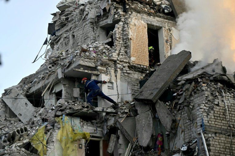 Kiev frappée en plein sommeil au moins 17 morts dans la plus massive attaque russe