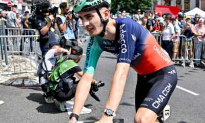 Il a 19 ans, il vient de finir quatrième de son premier Tour de France, et son patron n'en revient toujours pas