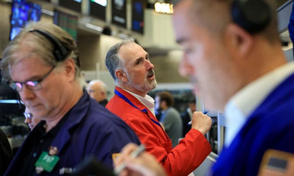 Coca-Cola et Boeing sauvent la mise à Wall Street, la tech retient son souffle