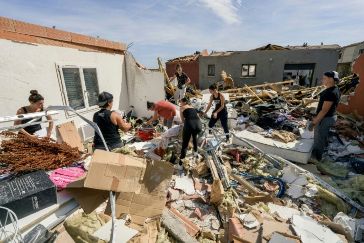 Tornade à Pomas, cent maisons en ruine et tout un village à reconstruire