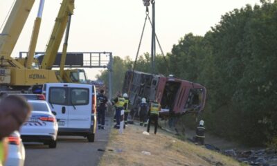 Un autocar polonais quitte la route en Hongrie et douze pèlerins perdent la vie