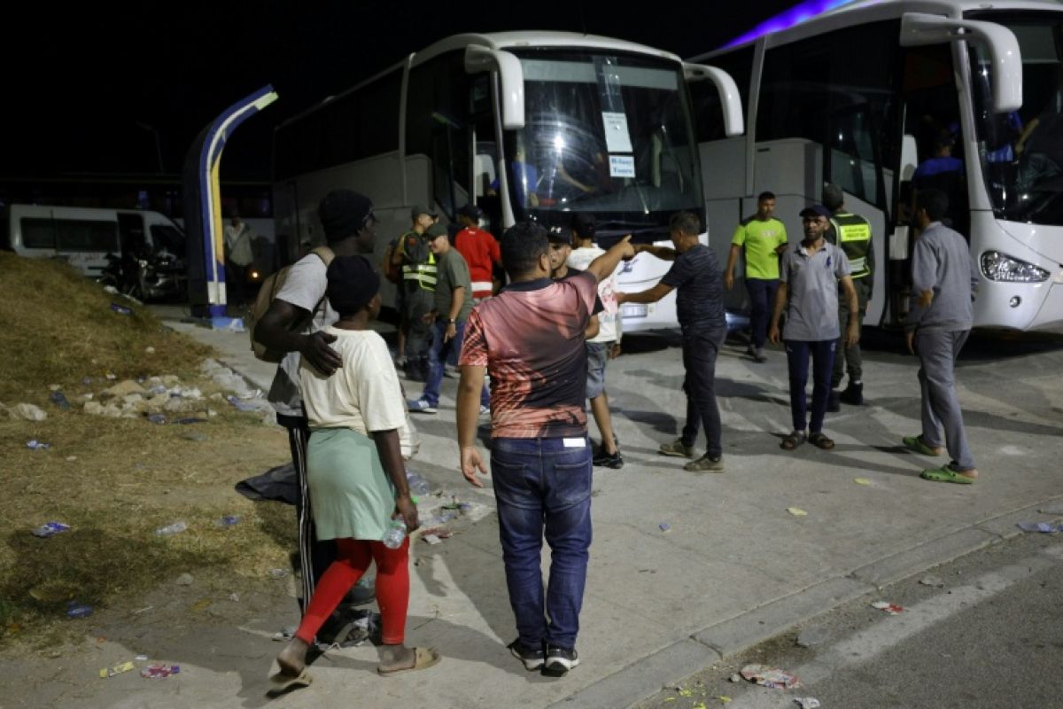 Ceuta renvoie les migrants au Maroc et garde l'Europe en alerte