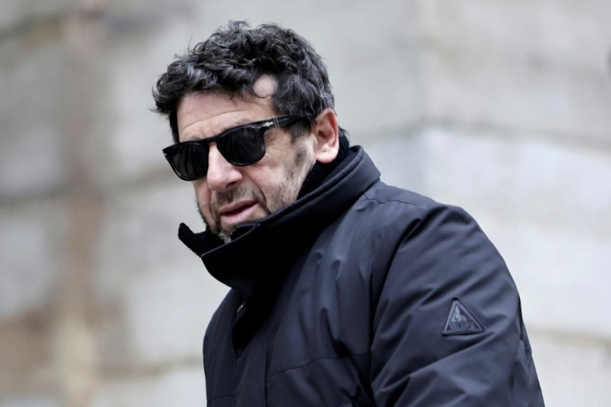 Patrick Bruel à Orléans le maire refuse d'annuler les concerts malgré la pression