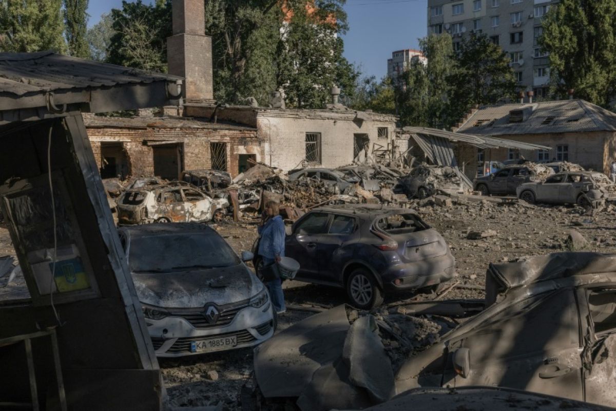 Treize morts à Kiev, l'Ukraine réclame des défenses antiaériennes