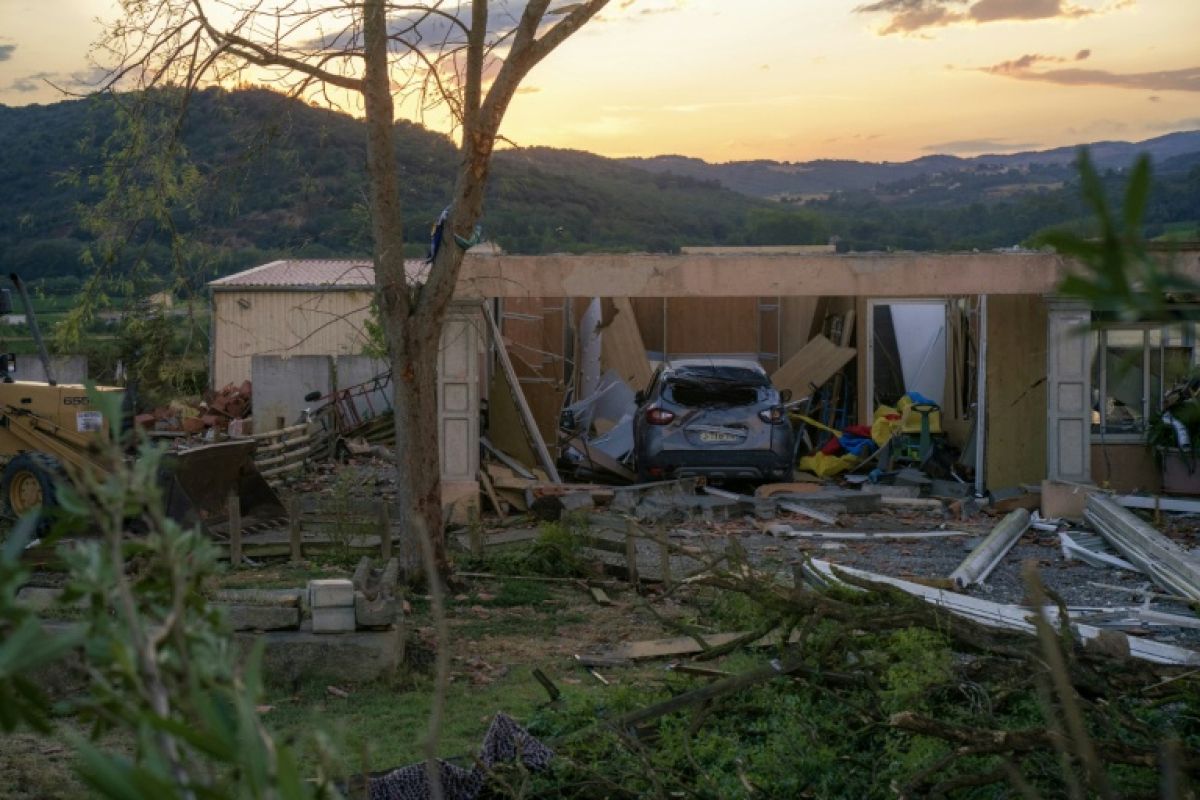 Pomas sous le choc après une tornade hors norme