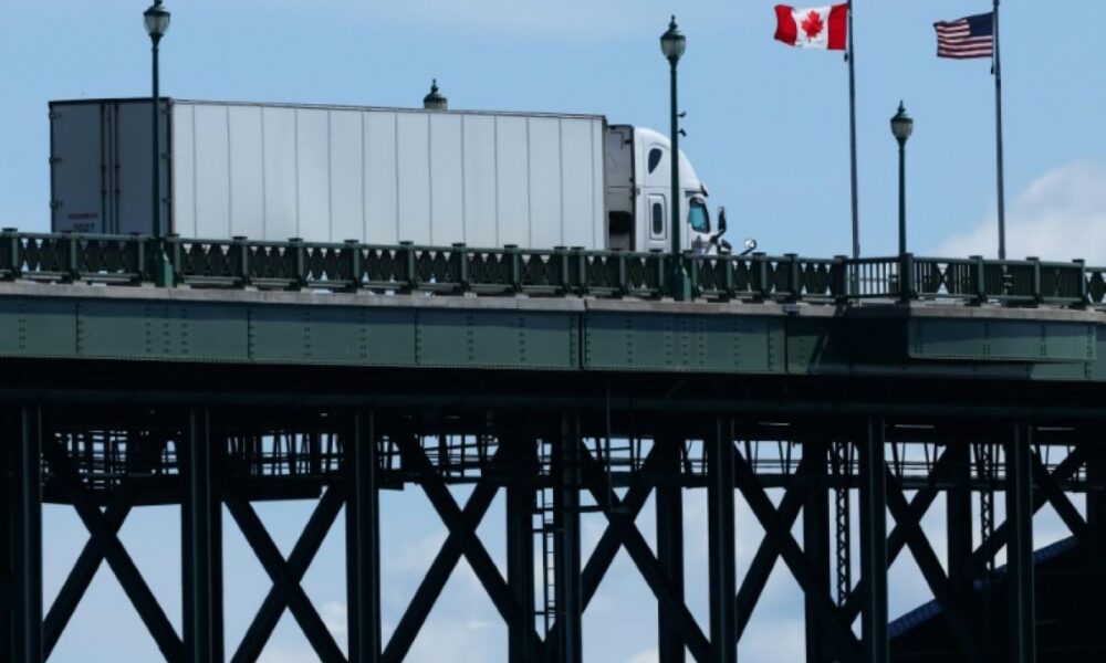 Le Canada retient son souffle avant une nouvelle salve de taxes américaines