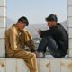Sur les campus afghans, l'adieu forcé au smartphone provoque des débats