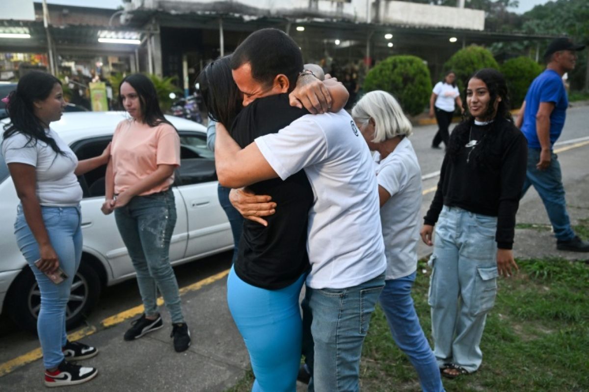 Le Venezuela ouvre les portes de ses prisons à 131 détenus politiques