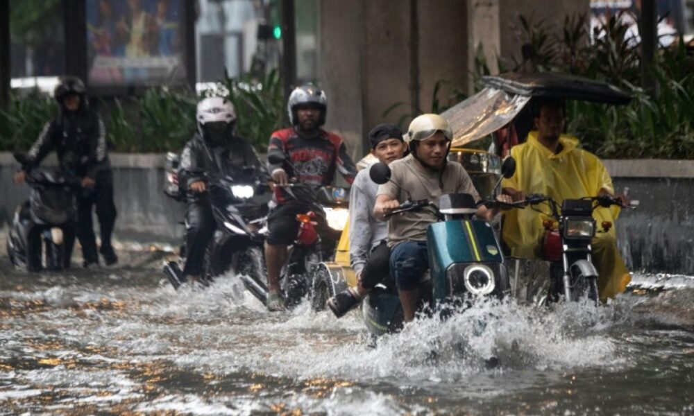 Treize morts aux Philippines après des pluies diluviennes qui ont noyé la capitale