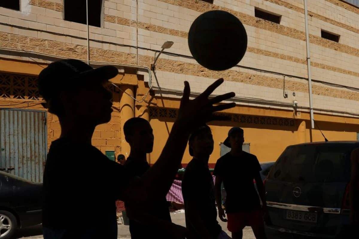L'Espagne hausse le ton face à l'Italie et vise ses voyageurs