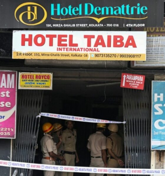 Un hôtel de Calcutta en flammes fait neuf morts, l'enquête se tourne vers un climatiseur