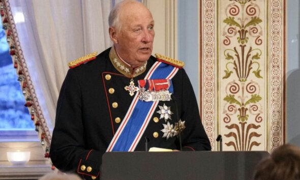 Le roi Harald au plus mal, la Norvège retient son souffle
