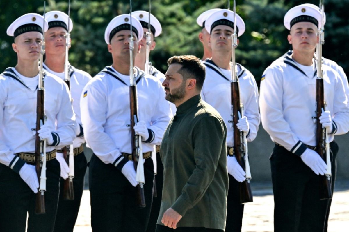 Des élections en temps de guerre seraient un tsunami pour l'Ukraine, prévient Zelensky