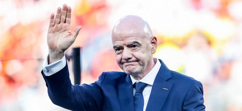À la FIFA, le projet d'Infantino fait fuir ses derniers fidèles