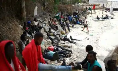 À Ceuta, des centaines d'enfants migrants dorment à la rue, livrés à tous les dangers