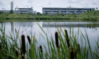 Aux États-Unis, les data centers de l'IA dans le viseur des candidats