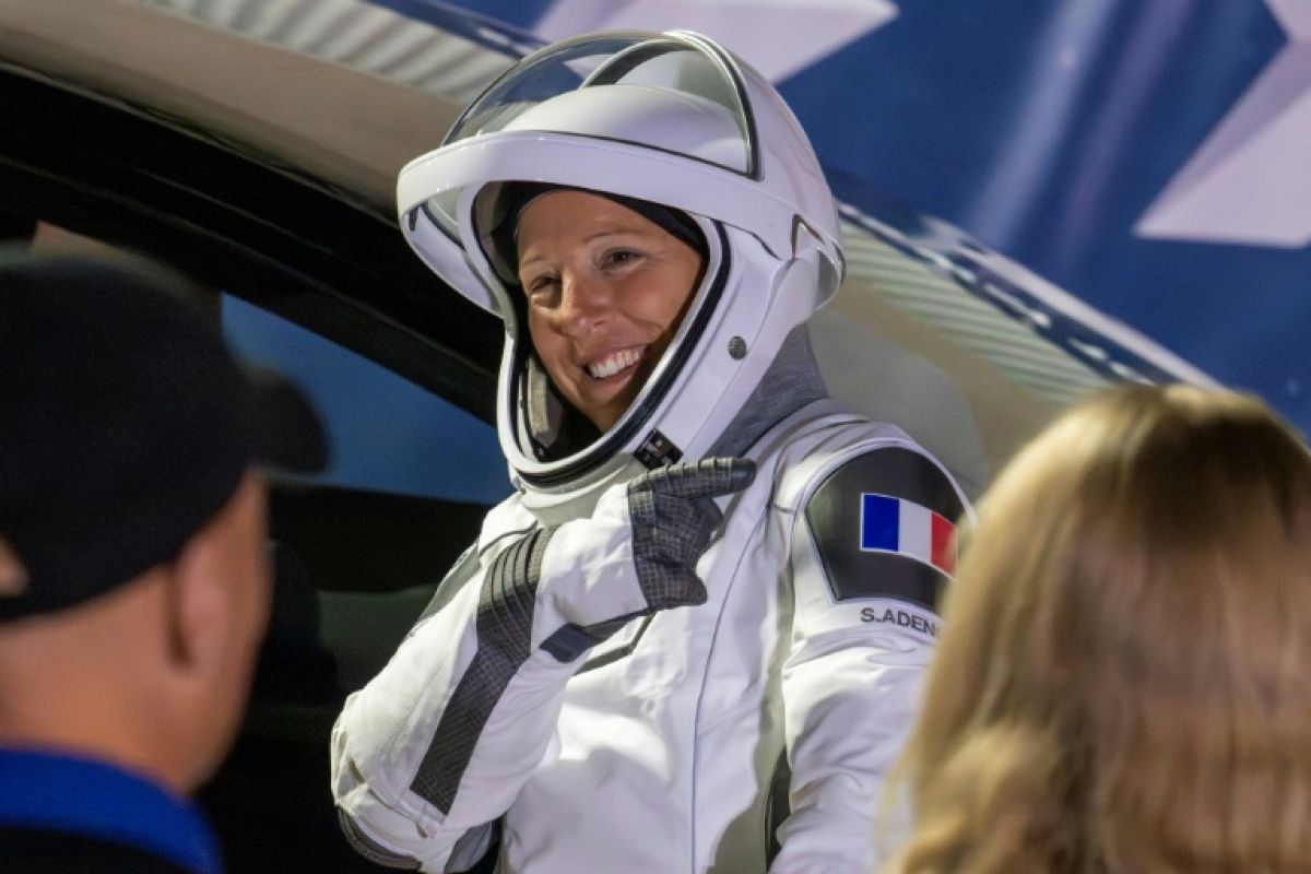 Sophie Adenot s'offre une première historique à 400 kilomètres au-dessus de nos têtes