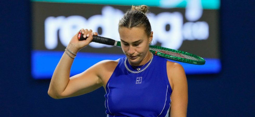 Sabalenka s'effondre à Toronto, la reine du circuit inquiète à quinze jours de l'US Open