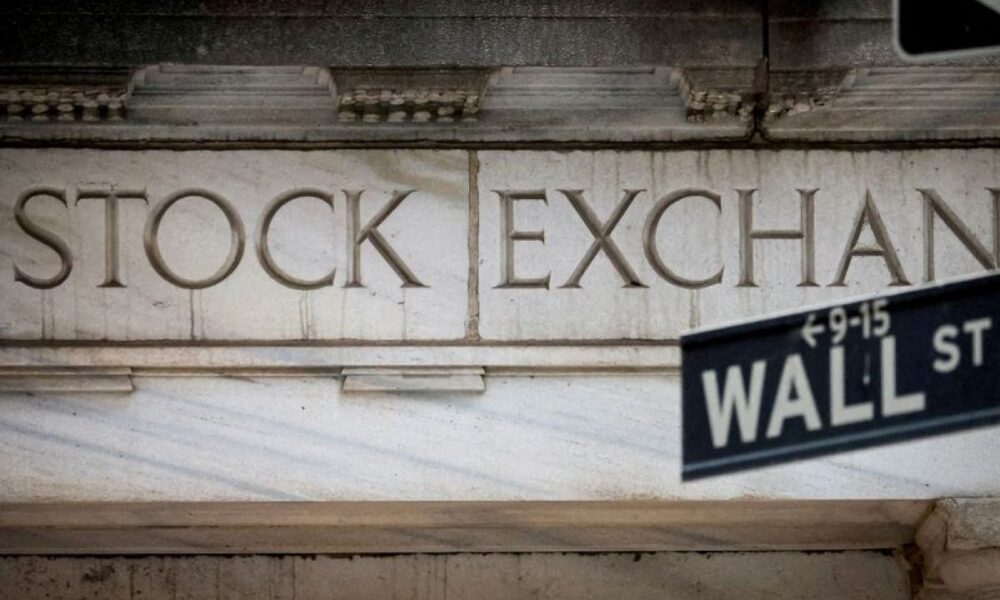 Wall Street plonge les craintes sur la consommation et l'inflation rattrapent la Bourse