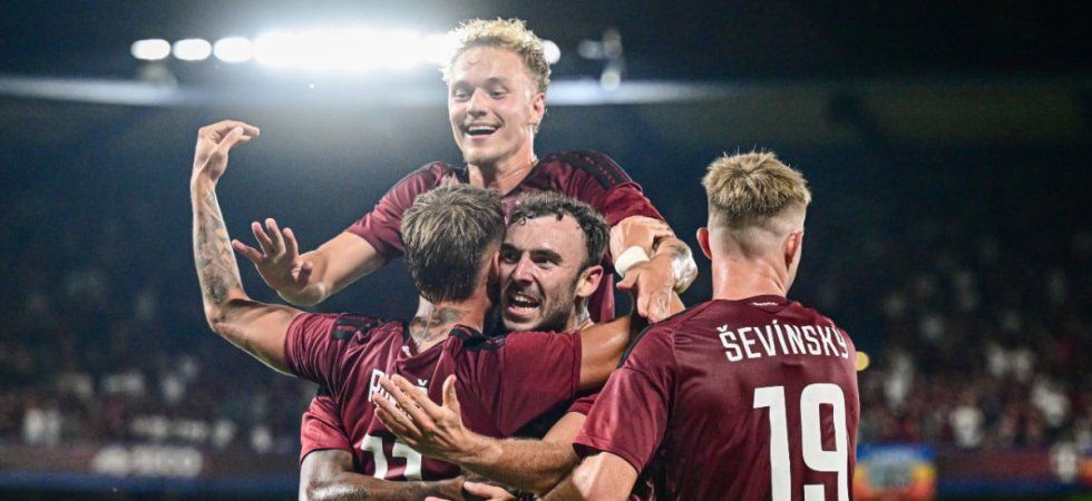 Lyon au pied du mur après sa défaite à Prague