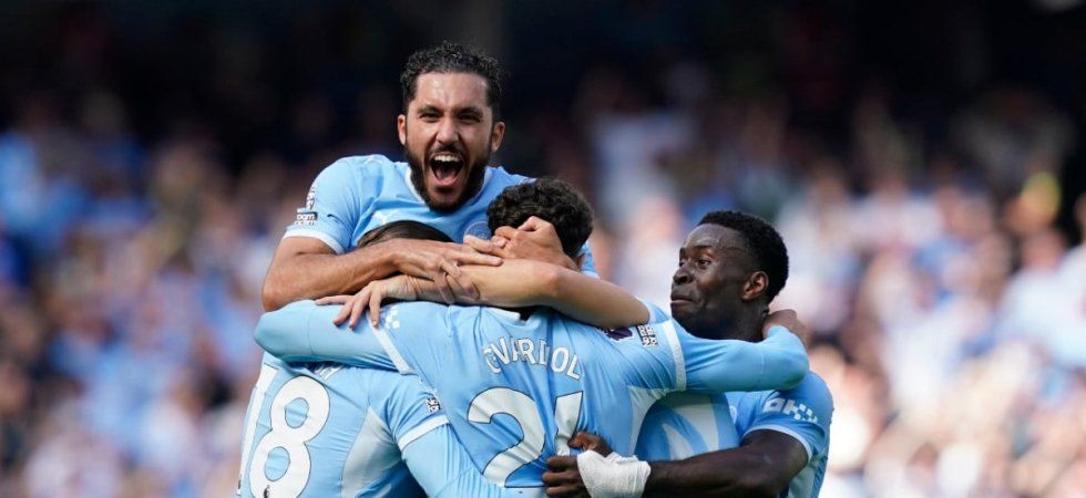 Rayan Cherki sort Manchester City d'un mauvais pas