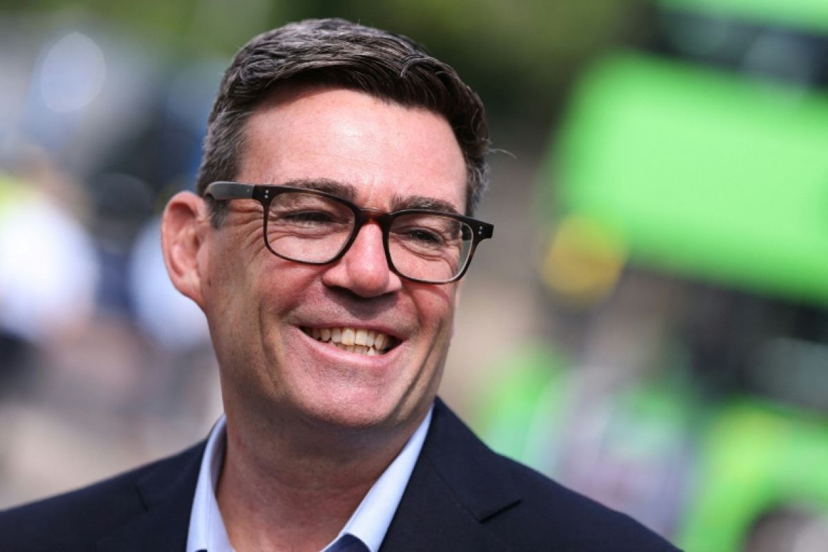Andy Burnham face au retour de la réalité après un été idyllique