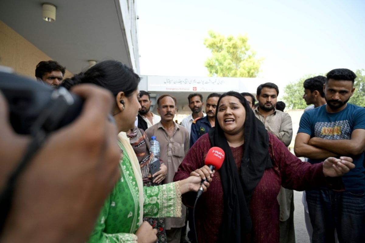 Quatorze nourrissons meurent dans un incendie à Islamabad et leurs parents crient leur colère contre des secours qui ont tardé