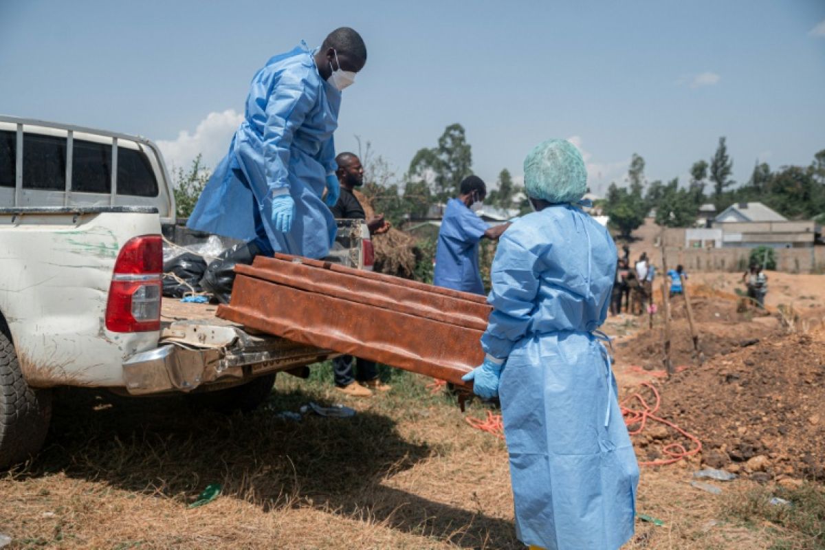 L'épidémie d'Ebola va plus vite que la riposte en République démocratique du Congo