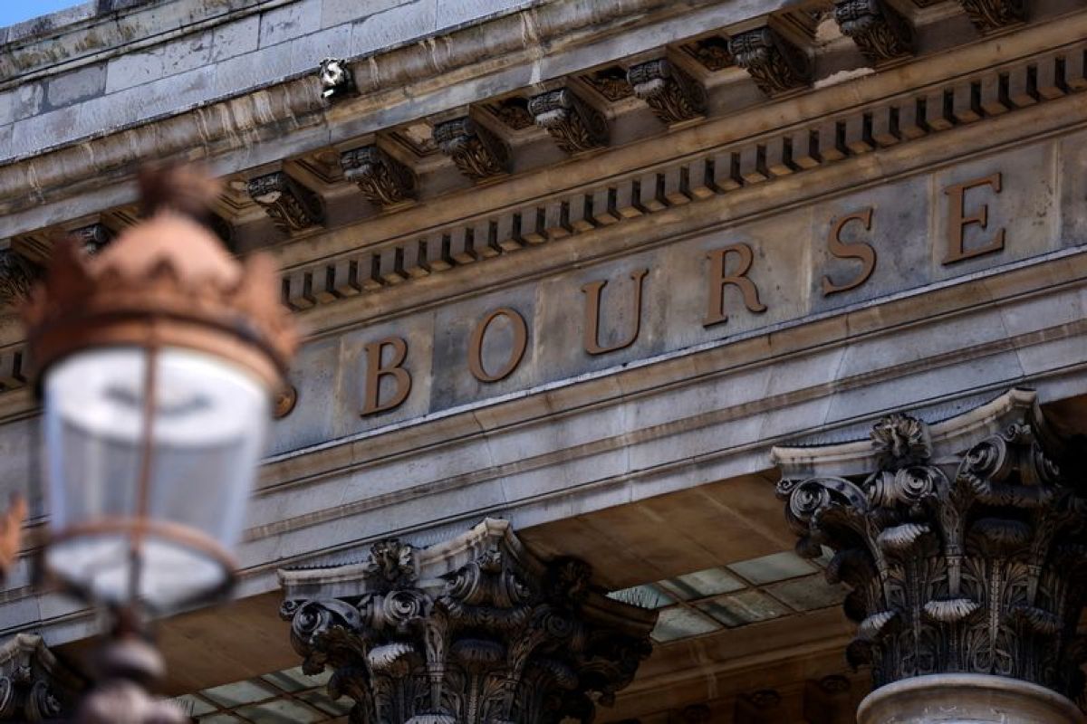 L'espoir d'un accord avec l'Iran fait bondir les Bourses et chuter le pétrole