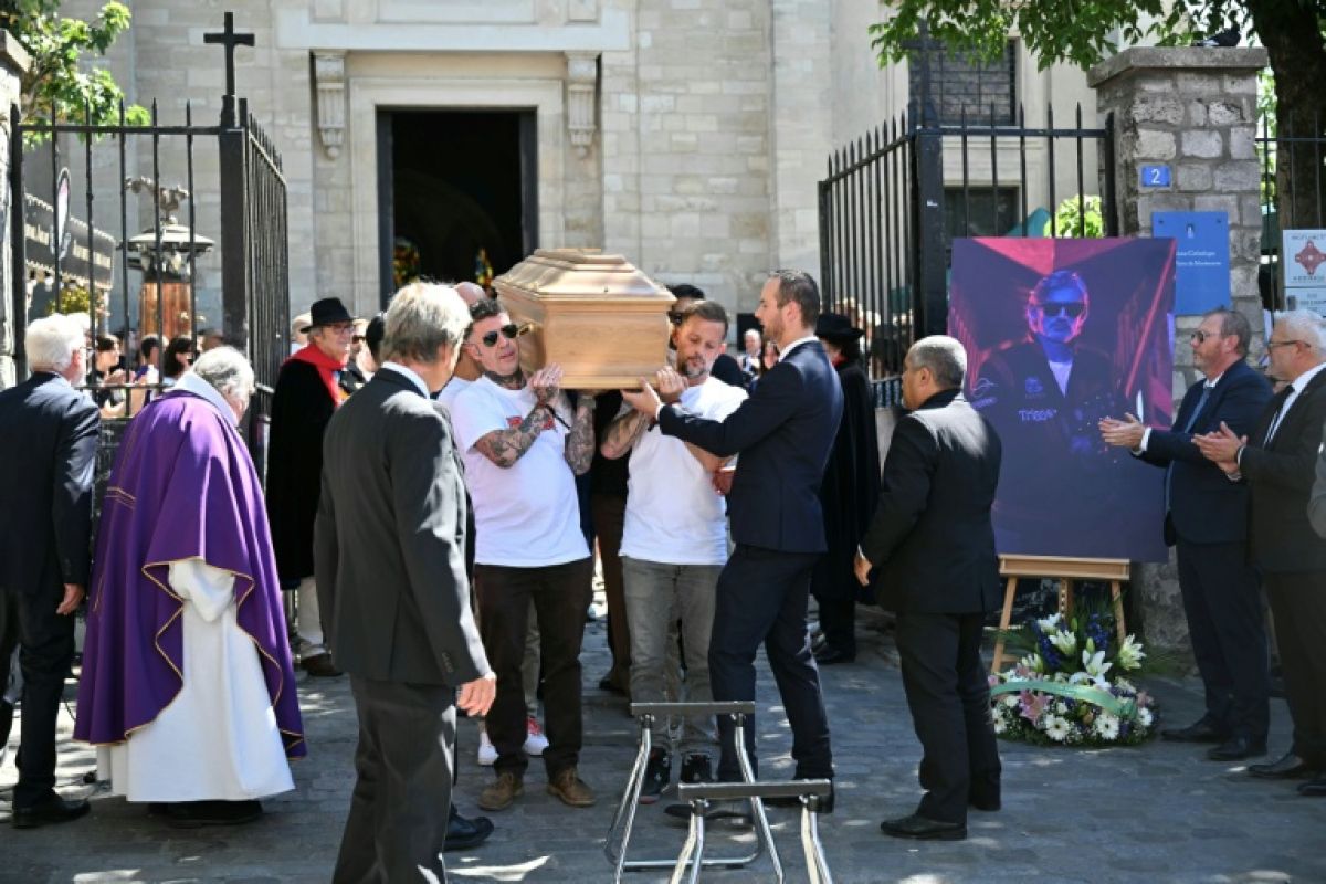 Kavinsky, adieu à Montmartre sous les applaudissements de la French Touch