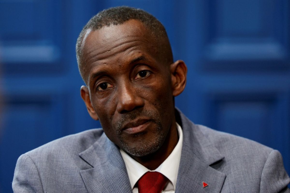 La justice s'intéresse de près à l'emploi très confortable du maire de Saint-Denis à la RATP