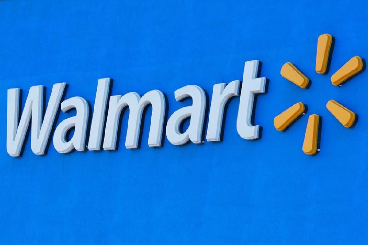 Walmart déçoit pour la première fois depuis 2024, les prix de l'essence freinent les achats