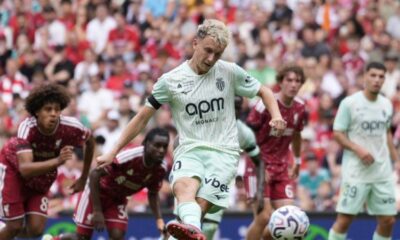 Vollering remporte un deuxième Tour, Monaco renverse Liverpool