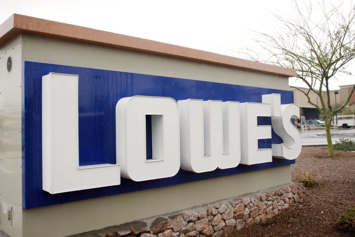Lowe's renonce à la croissance, les clients boudent les gros travaux
