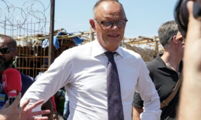 Immigration à Mayotte, Philippe lance un défi à Mélenchon