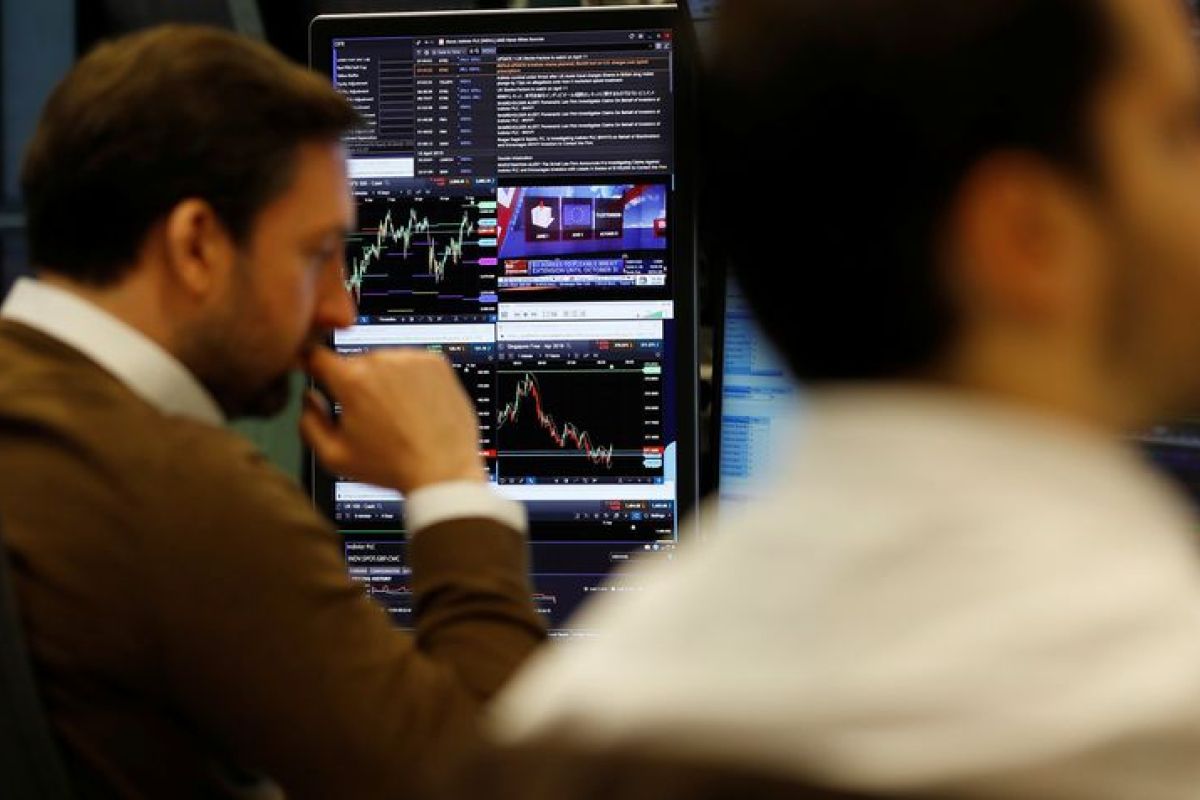 Les Bourses européennes retiennent leur souffle, le pétrole en profite pour grimper