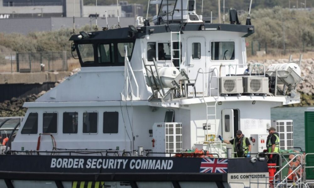 Ils ont traversé la Manche, Londres les a renvoyés en France
