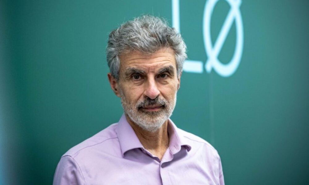 Yoshua Bengio tire la sonnette d'alarme, l'humanité lâche la bride de l'IA