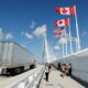 Ottawa hausse le ton et taxe des milliards de produits américains