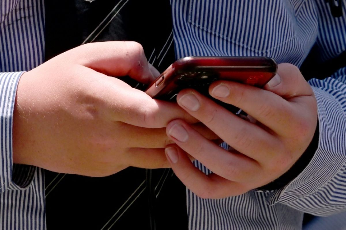Les moins de 16 ans écartés des réseaux sociaux, la vague gagne la planète