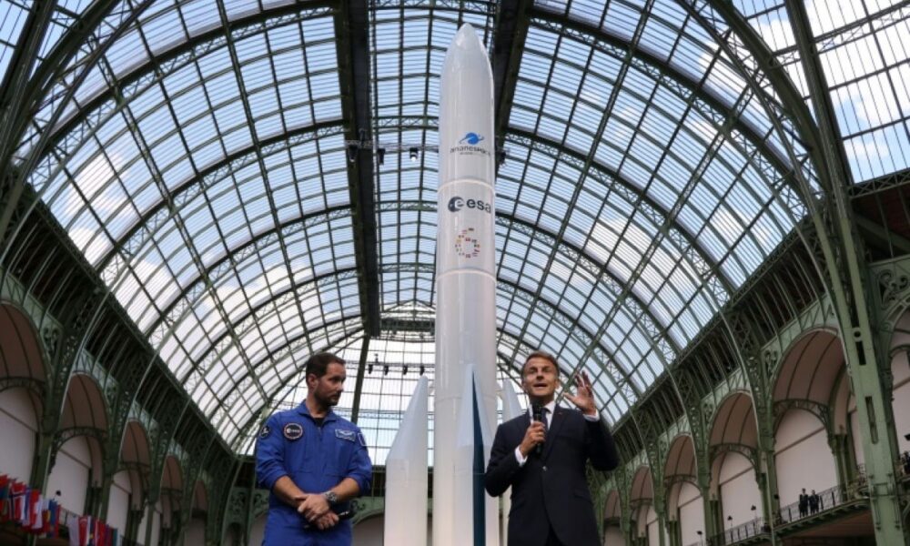 Macron veut voir l'Europe envoyer ses propres astronautes dans l'espace d'ici dix ans