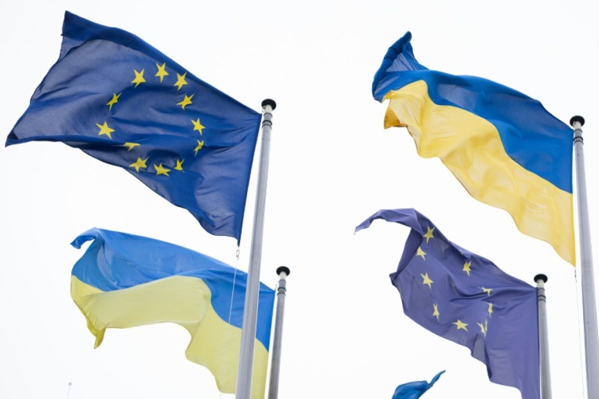 Armes, argent gelé, sabotages, l'Europe face à la pression russe
