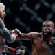 Salahdine Parnasse assomme Dan Hooker dès le premier round pour ses débuts à l'UFC