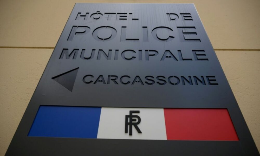 Toujours aucune sanction pour le policier municipal de Carcassonne dont les propos racistes ont fuité