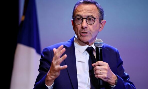 Bruno Retailleau étrille l'amateurisme du RN et tend la main à ses électeurs