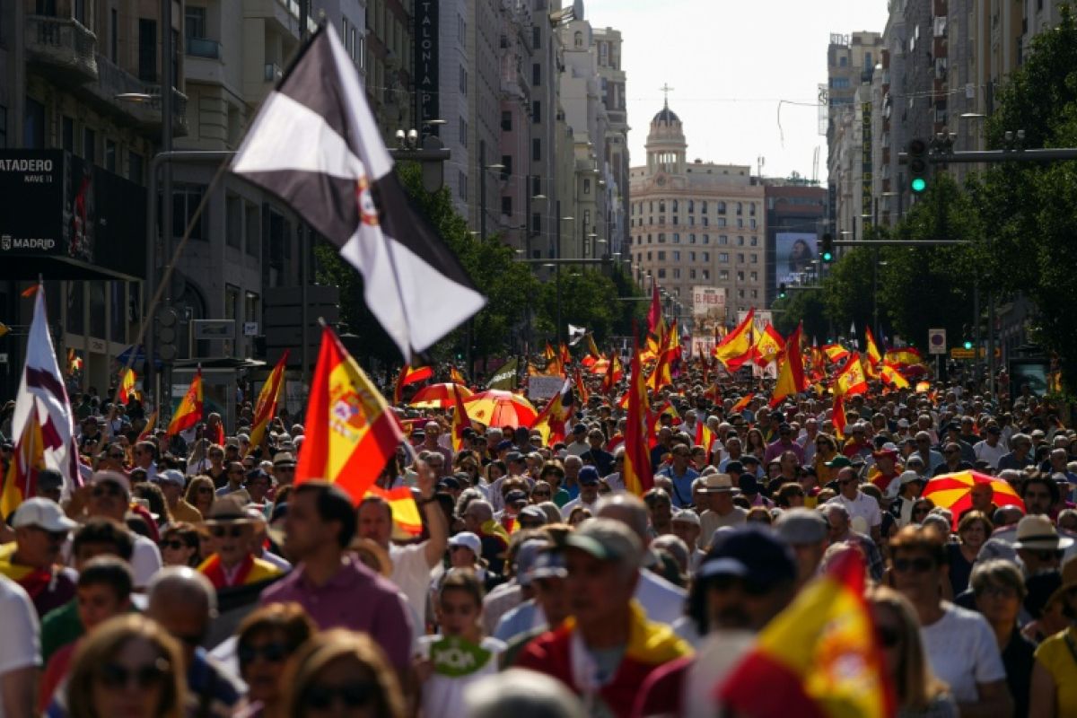 Ceuta, des milliers de manifestants à Madrid réclament des élections