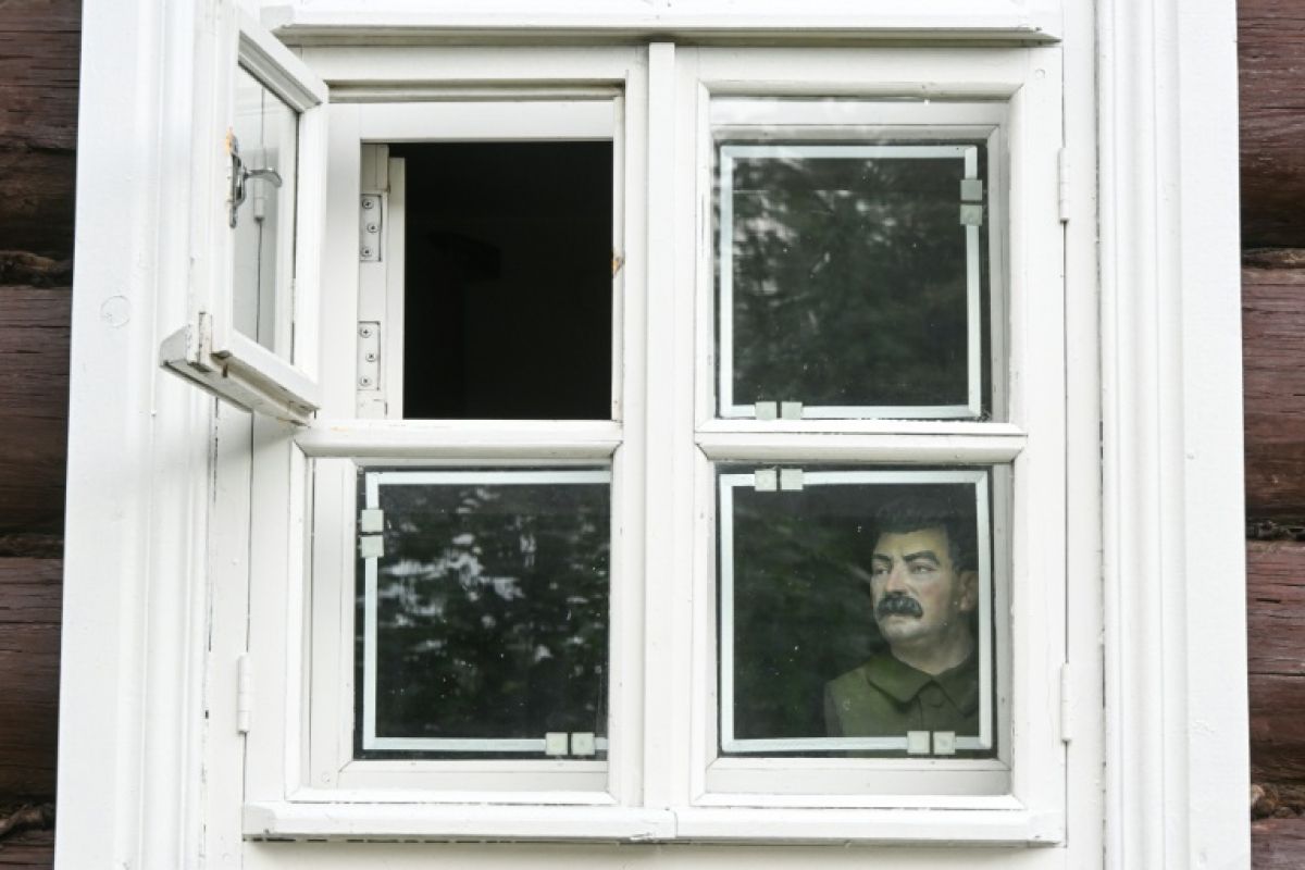 À Vologda, l'alcool et l'avortement sont devenus les obsessions d'un gouverneur en campagne