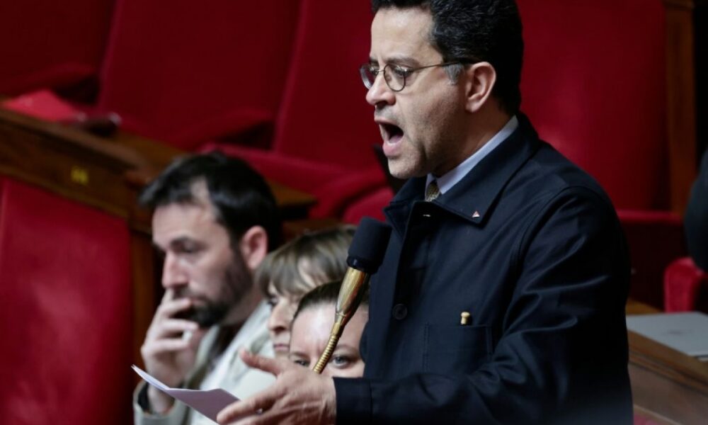 Au Sénat, les écologistes ferment la porte à Gabriel Amard et l'ouvrent à Marc Péré